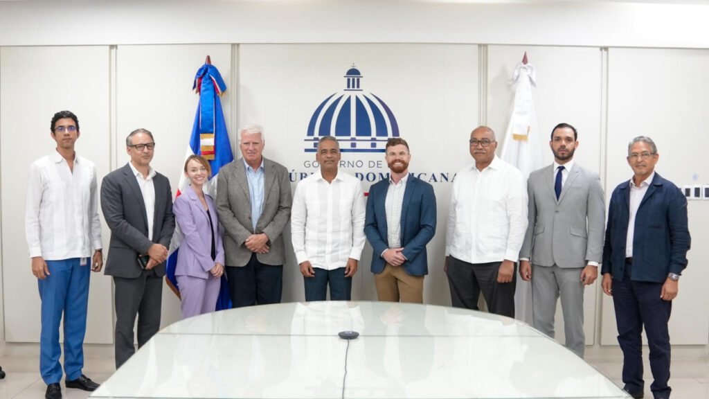 Delegación de EE. UU. observa el desarrollo del país en tierras raras