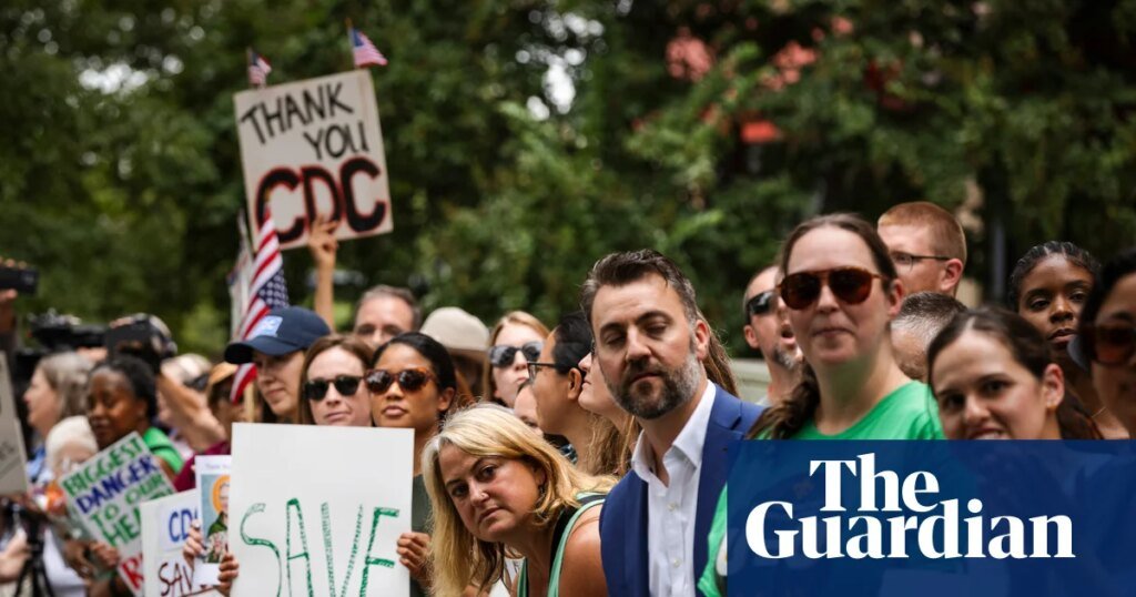 Empleados de los CDC sobre el caos de ser despedidos, recontratados y despedidos nuevamente: 'atrapados en el limbo' | administración Trump
