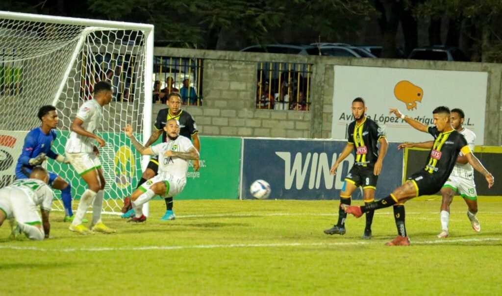 Jarabacoa y Moca igualan a un gol en fútbol de la LDF