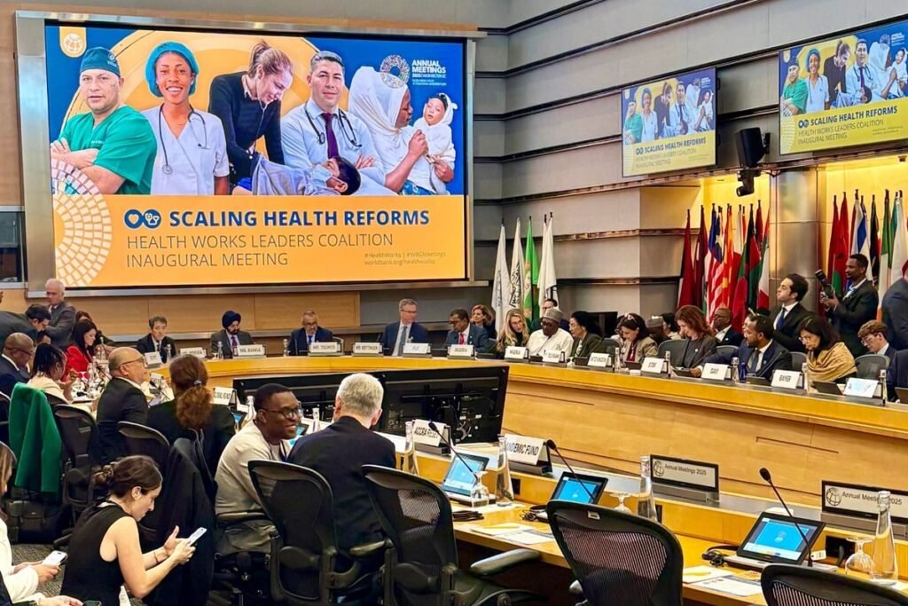 Se lanza la Coalición de Líderes de Health Works para promover inversiones en sistemas de salud e impulsar el crecimiento económico y la creación de empleo Se lanza la Coalición de Líderes de Health Works para promover inversiones en sistemas de salud e impulsar el crecimiento económico y la creación de empleo