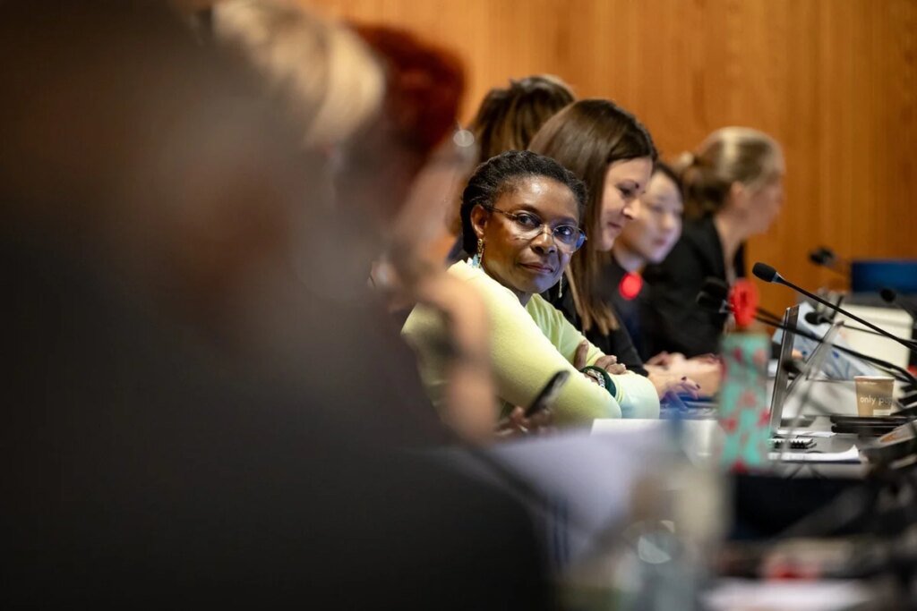 promover la salud, los derechos y la resiliencia a través de la acción parlamentaria