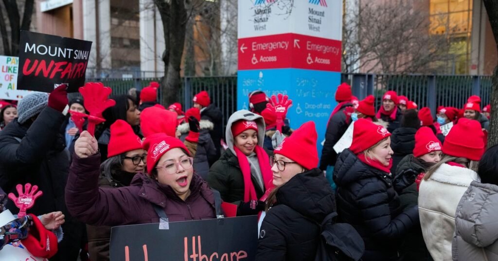 Comienza la huelga de enfermeras en la ciudad de Nueva York mientras miles de personas abandonan sus puestos de trabajo en los principales hospitales