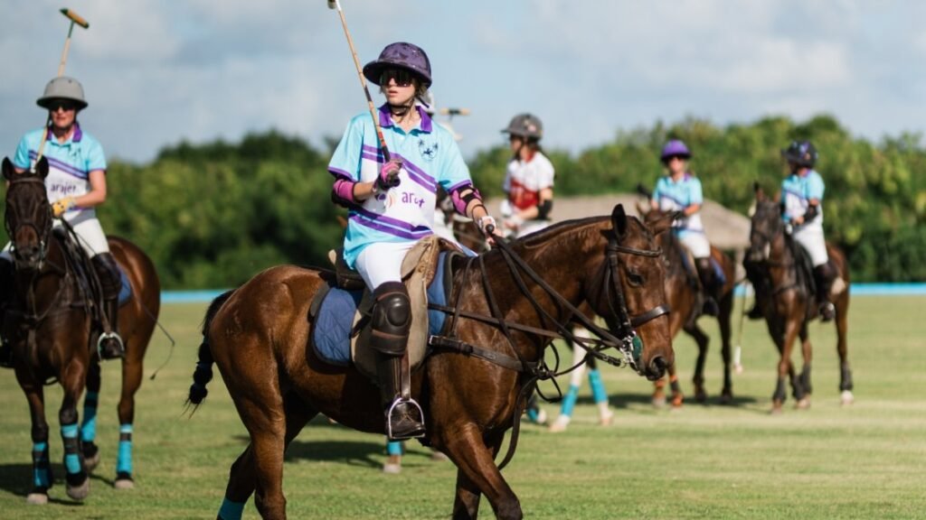 Equipos femenino, durante el pasado torneo de polo.