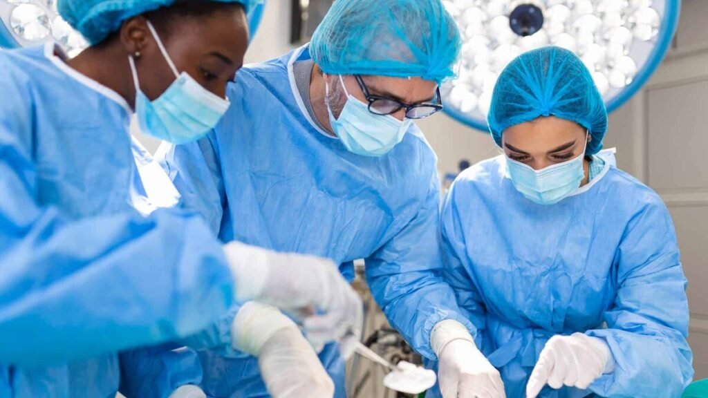 Conoce la cirugía de extracción de tumor con paciente despierto. Conoce la cirugía de extracción de tumor con paciente despierto.