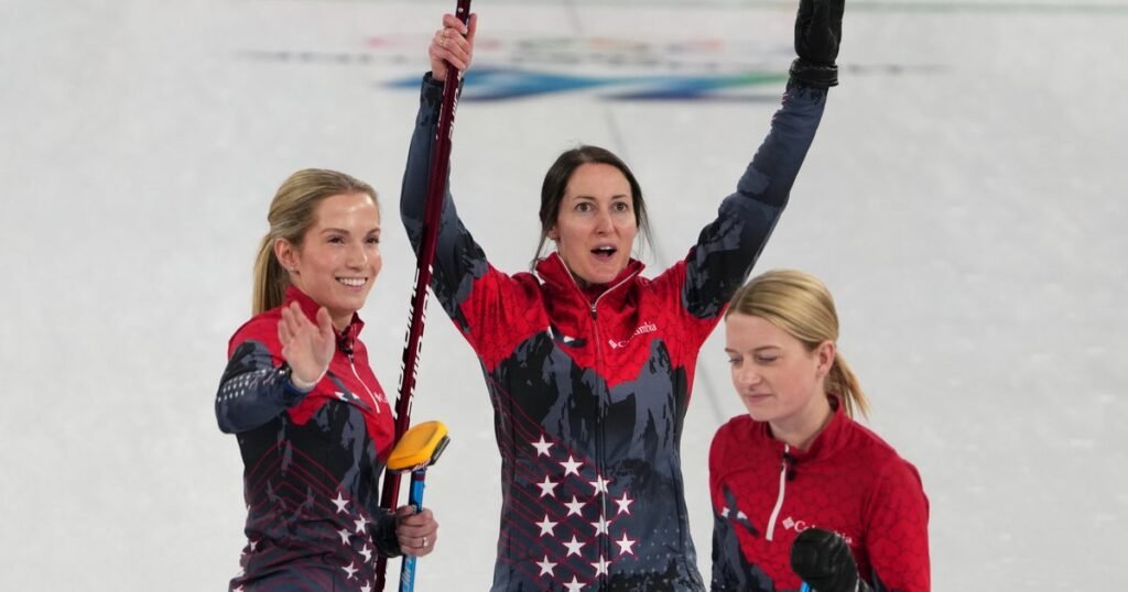 El equipo femenino de curling de EE. UU. logra la victoria sobre Canadá en una primicia olímpica