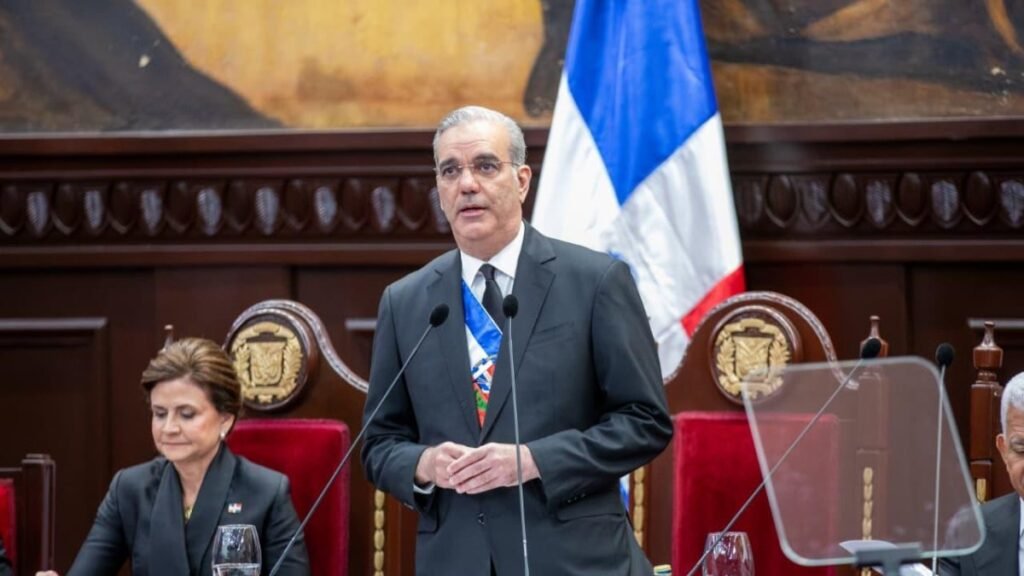 Tierras raras podrían convertirse en principal ingreso no tributario, dice Luis Abinader Tierras raras podrían convertirse en principal ingreso no tributario, dice Luis Abinader