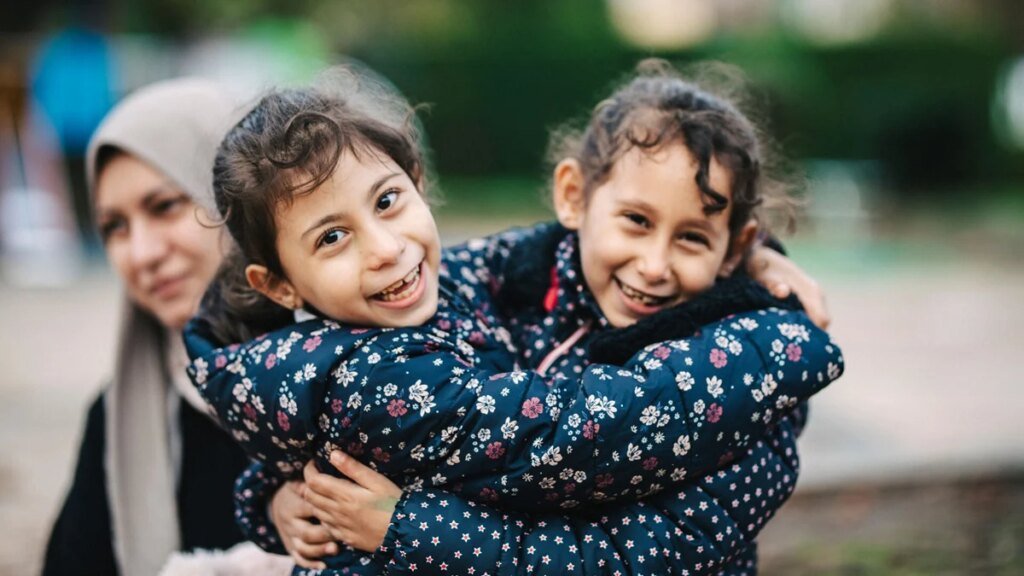 Fomentar el progreso en políticas de salud inclusivas para refugiados y migrantes