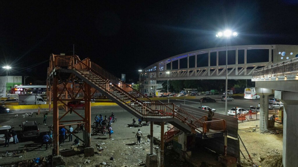 Obras Públicas anuncia cierre del kilómetro 9 de la Duarte por puente