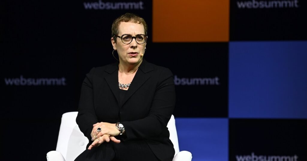 Uno de los ‘expertos’ de Grammarly está demandando a la empresa por su función de inteligencia artificial para robar identidad Uno de los 'expertos' de Grammarly está demandando a la empresa por su función de inteligencia artificial para robar identidad