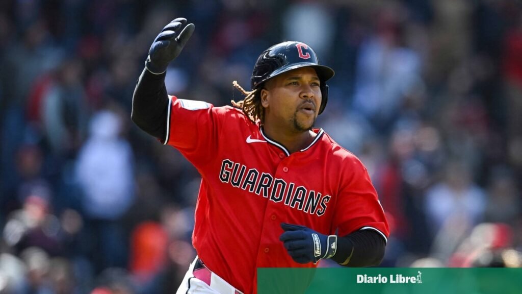 José Ramírez da otro paso rumbo a marcas de los Guardianes