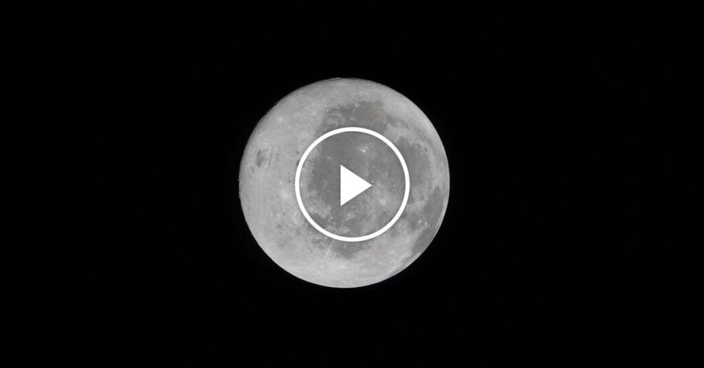 La tripulación Artemis II de la NASA se prepara para el sobrevuelo lunar el lunes