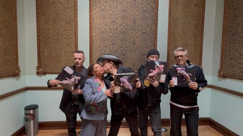 Ciudad de México invita a U2 a ofrecer un concierto en el Zócalo Ciudad de México invita a U2 a ofrecer un concierto en el Zócalo