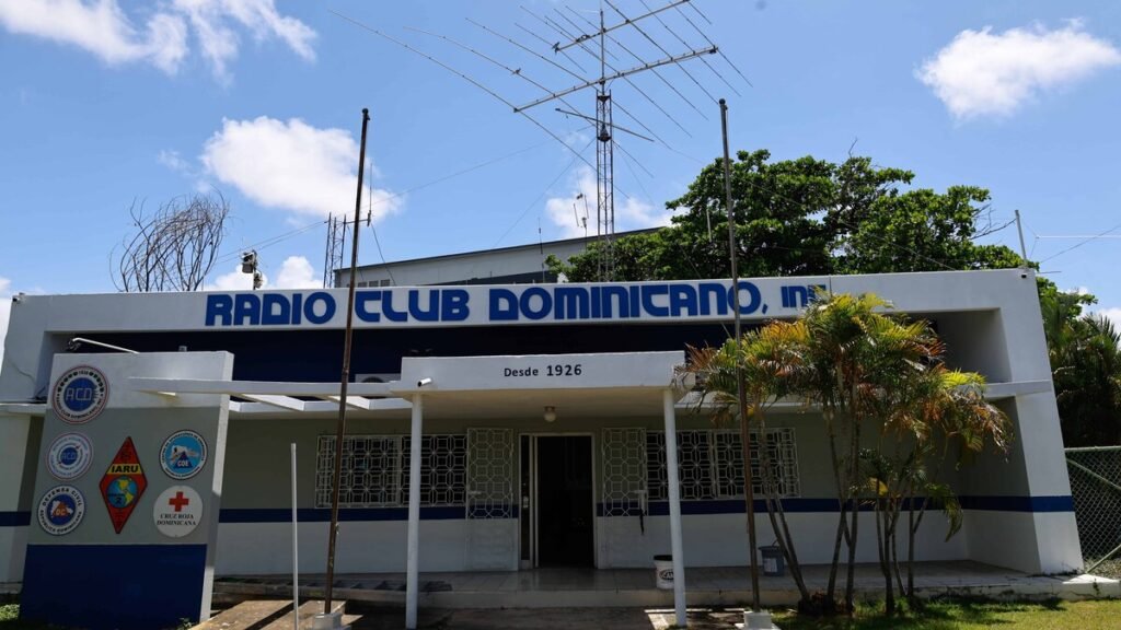 El apoyo de radioaficionados cuando colapsan las comunicaciones.