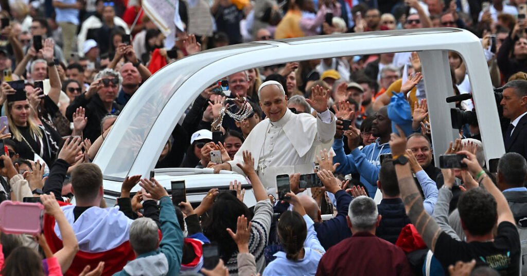 El Papa León advierte sobre los riesgos de la IA en una encíclica de 42.300 palabras El Papa León advierte sobre los riesgos de la IA en una encíclica de 42.300 palabras
