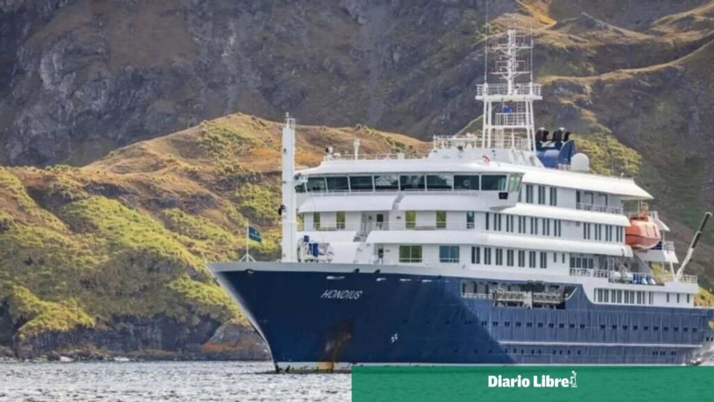 Evacuación de pasajeros de crucero afectados por hantavirus en Canarias