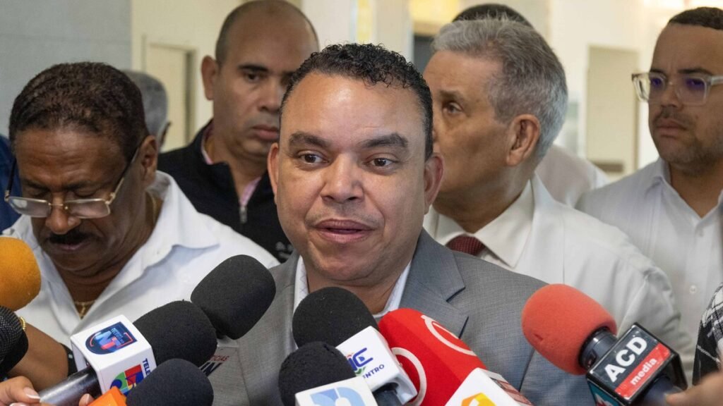 Gobierno acelera trabajos de remozamiento en el Gautier y Calventi