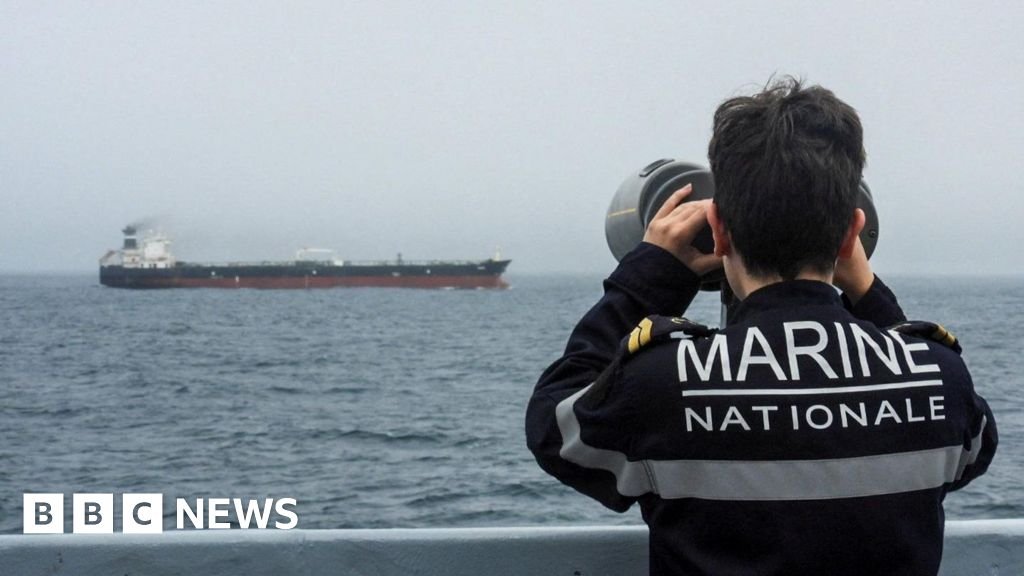 Francia intercepta petrolero ruso sancionado, dice Macron Francia intercepta petrolero ruso sancionado, dice Macron