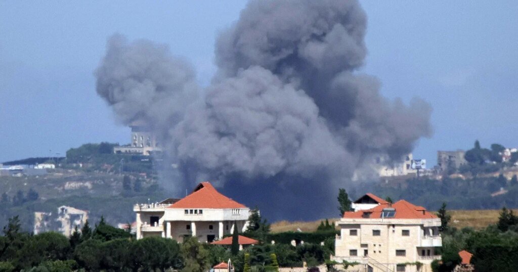 Irán toma represalias tras el ataque mortal de Israel en Beirut y acusa a Estados Unidos de violar el alto el fuego mientras las conversaciones de paz se estancan Irán toma represalias tras el ataque mortal de Israel en Beirut y acusa a Estados Unidos de violar el alto el fuego mientras las conversaciones de paz se estancan
