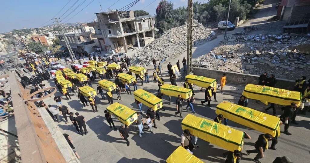 Los esfuerzos por un acuerdo de paz avanzan lentamente, estancados por la lucha de Israel con Hezbollah