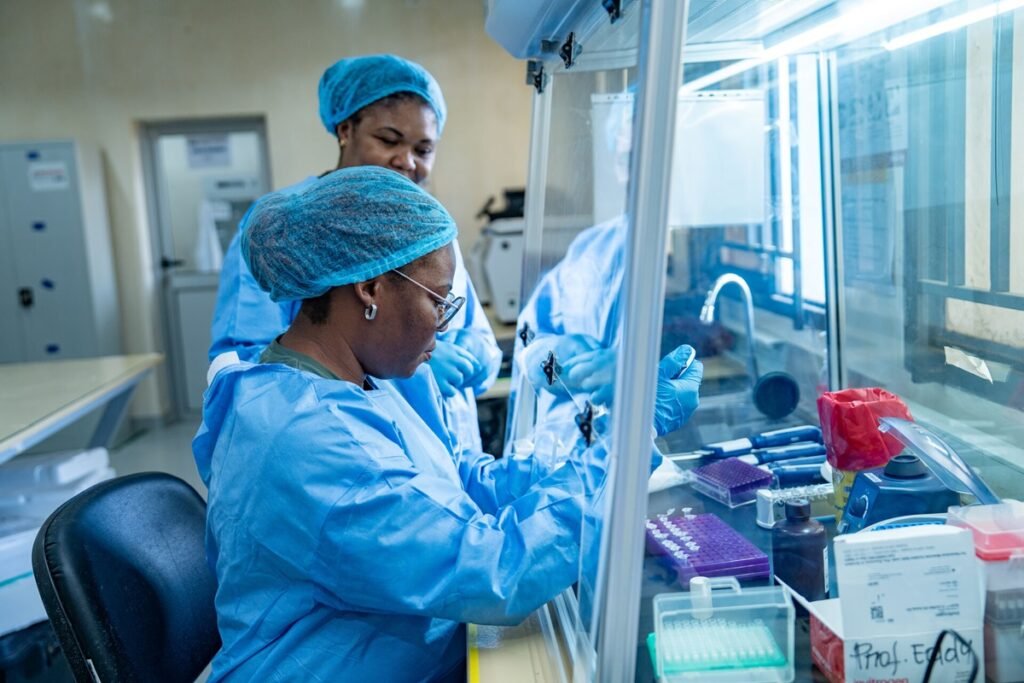 La OMS añade la primera prueba de diagnóstico para el virus Ébola Bundibugyo a su Lista de Uso de Emergencia La OMS añade la primera prueba de diagnóstico para el virus Ébola Bundibugyo a su Lista de Uso de Emergencia