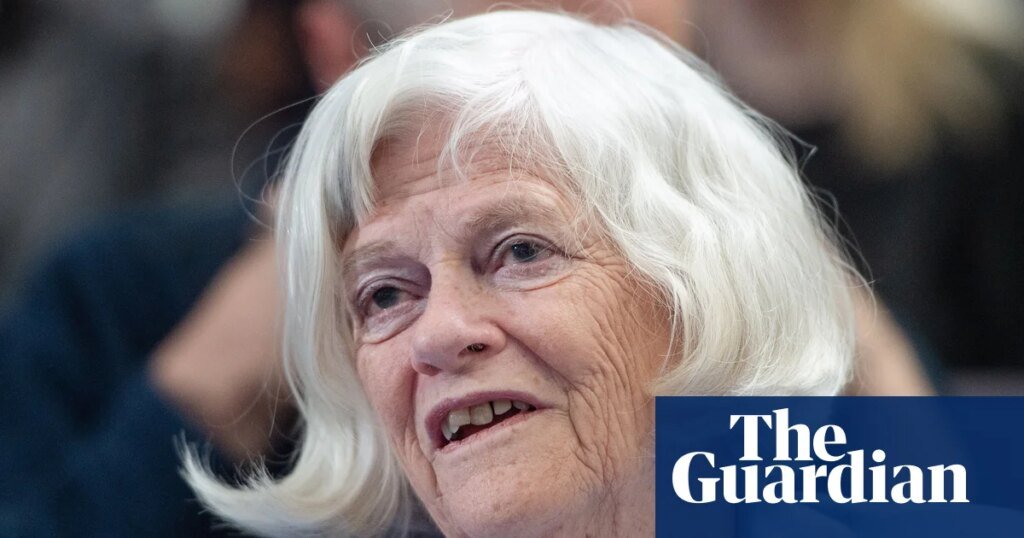 Liberan al hombre arrestado bajo sospecha del asesinato de Ann Widdecombe | noticias del reino unido