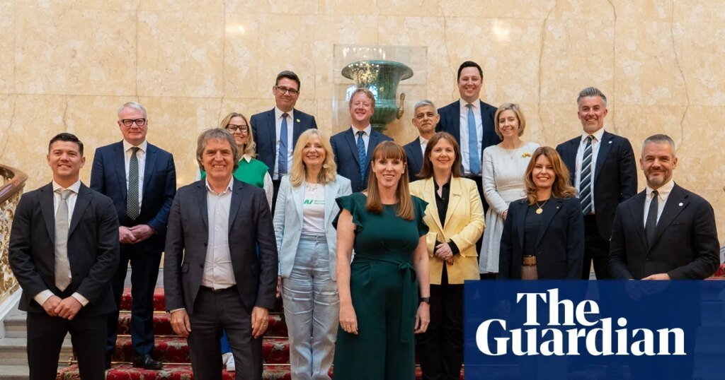 Los alcaldes regionales asumirán roles clave en las decisiones políticas del Reino Unido como parte de los planes del No 10 Norte | Política Los alcaldes regionales asumirán roles clave en las decisiones políticas del Reino Unido como parte de los planes del No 10 Norte | Política