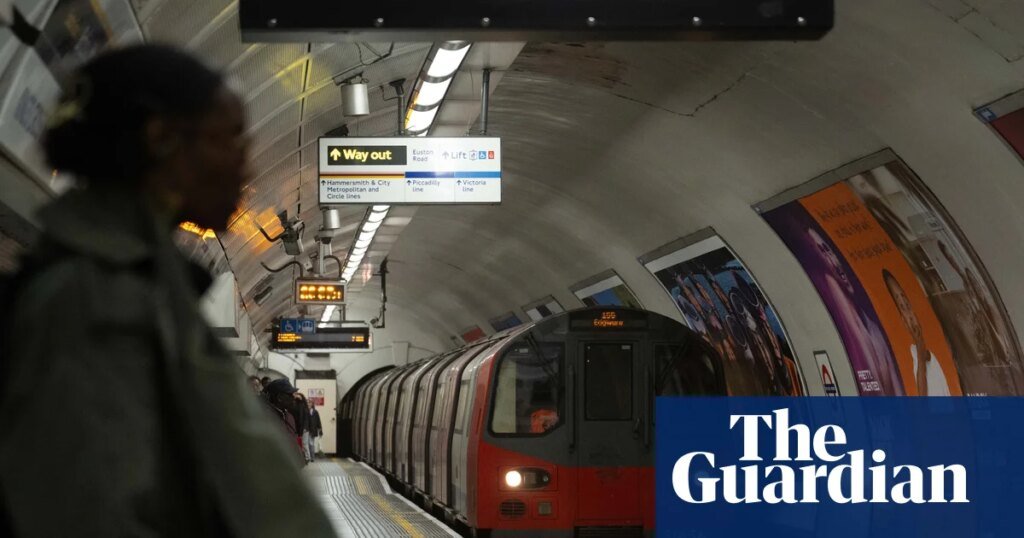 Los usuarios del metro de Londres deberían conocer el riesgo de polvo tóxico, dice un denunciante | Metro de Londres