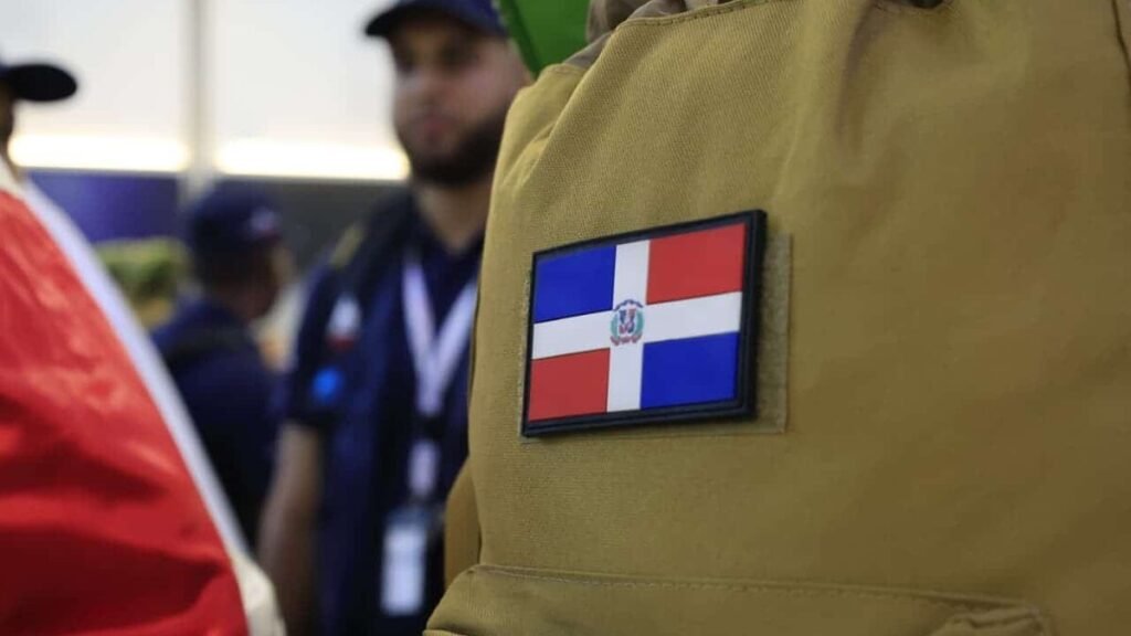 Médicos dominicanos atienden a víctimas de terremotos en Venezuela Médicos dominicanos atienden a víctimas de terremotos en Venezuela