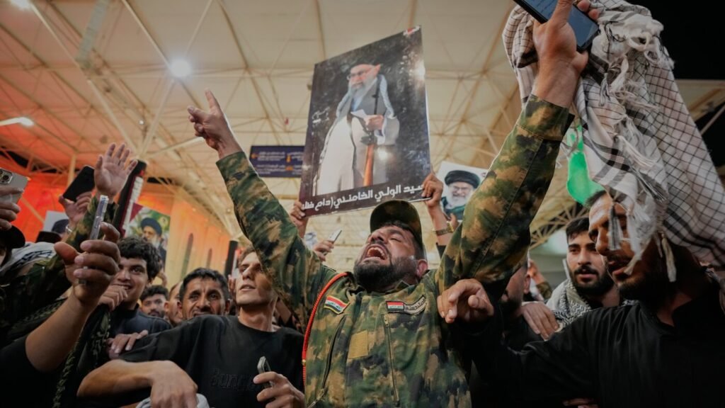 Teherán apunta a Bahréin y Kuwait después de los ataques estadounidenses: NPR Teherán apunta a Bahréin y Kuwait después de los ataques estadounidenses: NPR