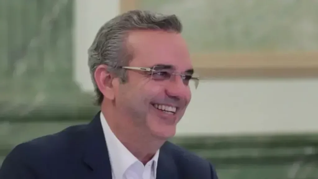 Luis Abinader.