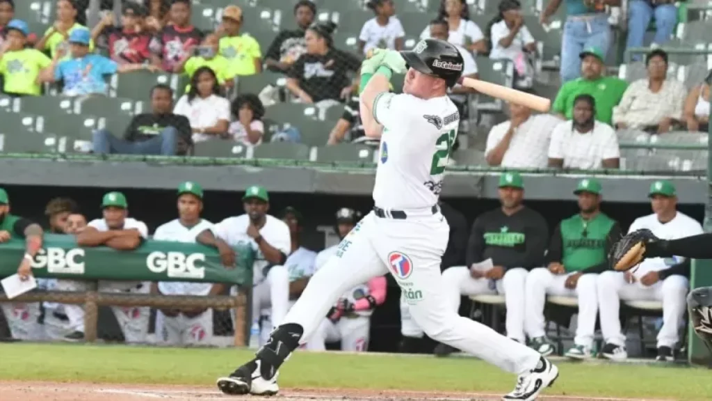 Josh Lester regresa a las Estrellas Orientales tras sólida campaña en México